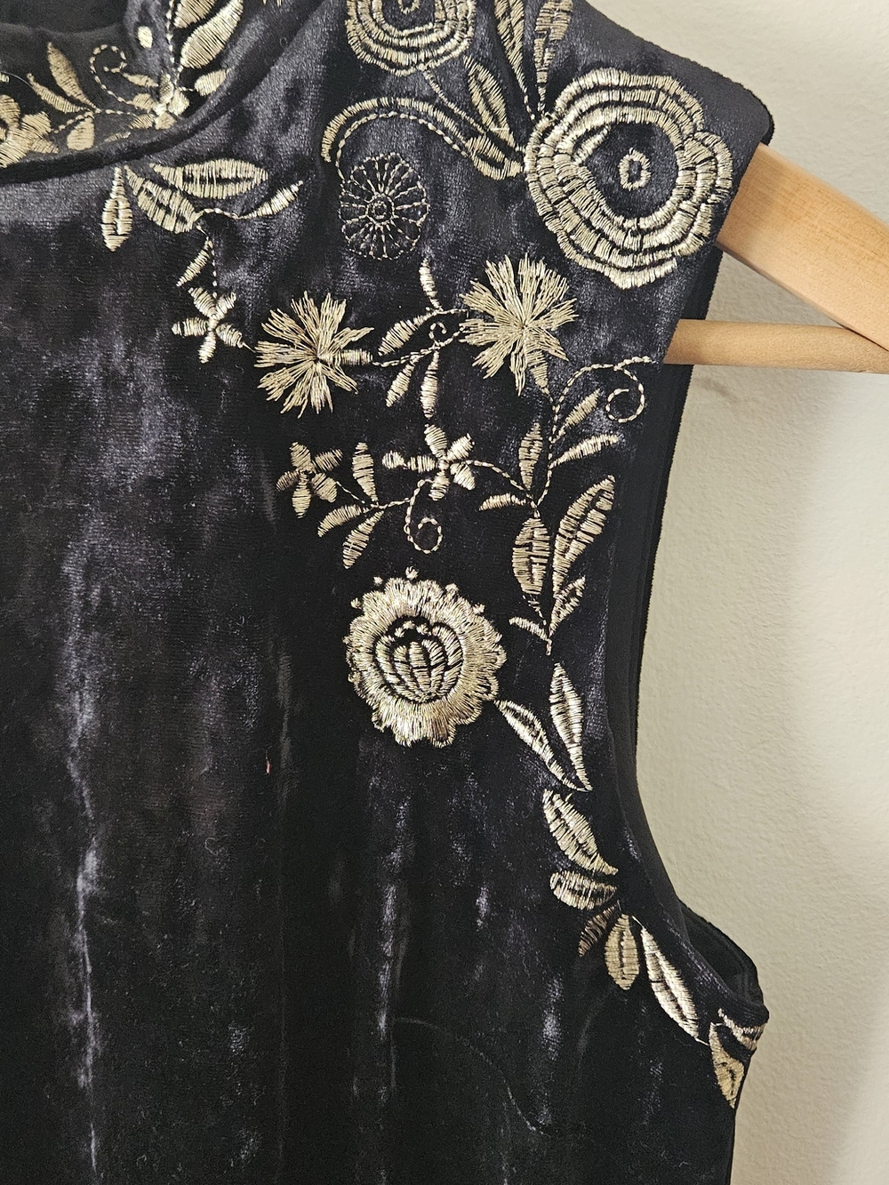 AGB Embroidered Velvet Shift Dress - Black with Gold Accents - Picture 3 of 8